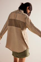 Load image into Gallery viewer, FREE PEOPLE - Moto Color Block Shirt - Sand Jam