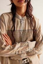 Load image into Gallery viewer, FREE PEOPLE - Moto Color Block Shirt - Sand Jam