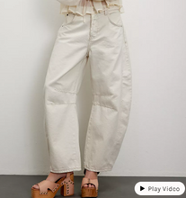 Load image into Gallery viewer, FREE PEOPLE - Good Luck Mid Rise Jeans