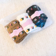 Load image into Gallery viewer, Ellison+Young - Adorable Mini Flower Socks Set Of 3
