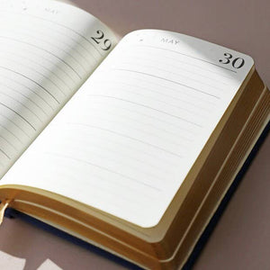 Lisa Angel - Navy Five Year Thought a Day Journal