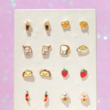 Load image into Gallery viewer, Girls Crew - Red Hot Chili Pepper Studs: Gold
