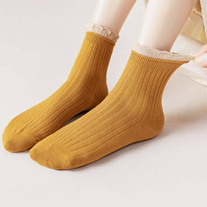 ACCITY - LIGHT BROWN RUFFLE EDGE LACE MID-CREW SOCKS