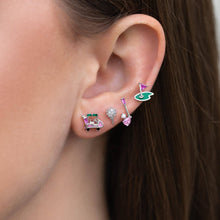 Load image into Gallery viewer, Girls Crew - Hole in One Stud Set: Gold

