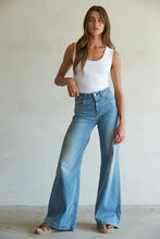 Load image into Gallery viewer, By Together - S1187N | Double Layered Seamless Top: Powder Pink / SM
