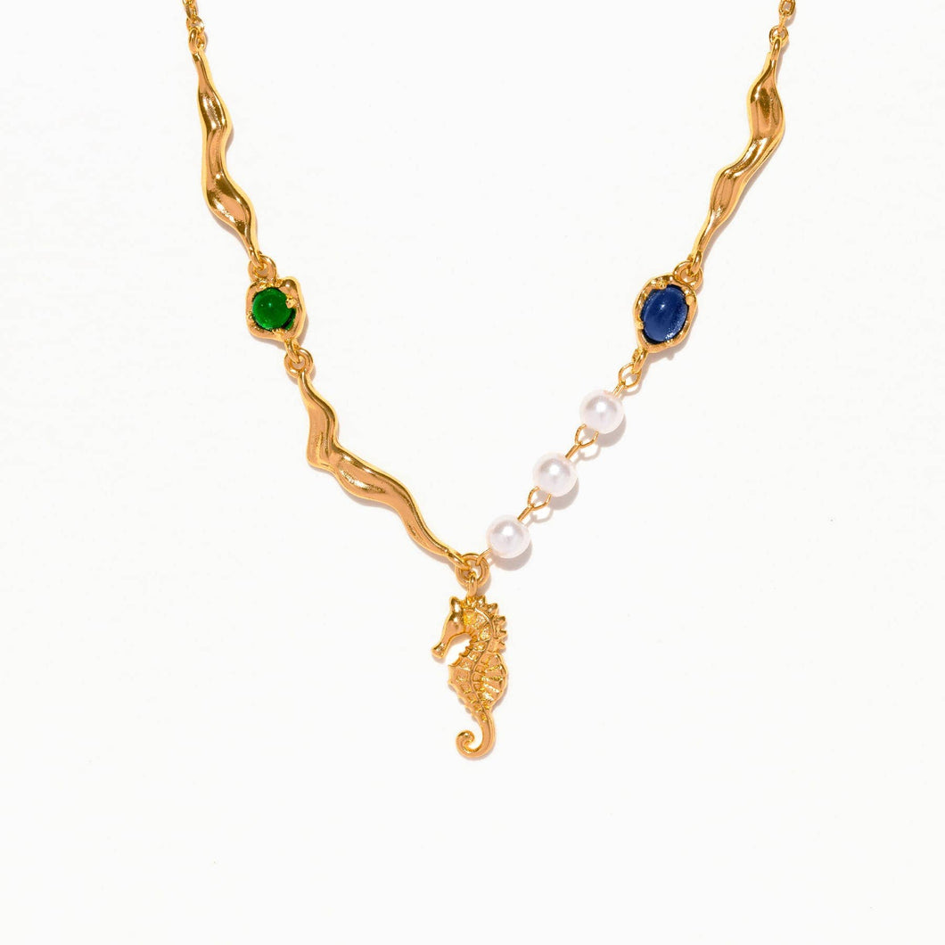 Girls Crew - Seahorse Shore Necklace: Gold
