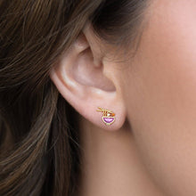 Load image into Gallery viewer, Girls Crew - Ramen Studs: Gold
