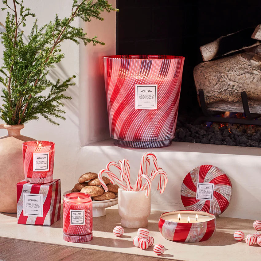 VOLUSPA - Crushed Candy Cane Candles