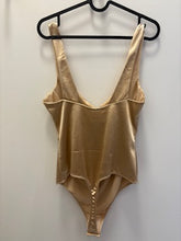 Load image into Gallery viewer, FREE PEOPLE - Gold BodySuit
