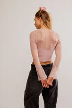 Load image into Gallery viewer, FREE PEOPLE - Who&#39;s That Girl Long Sleeve
