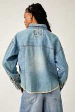 Load image into Gallery viewer, FREE PEOPLE - Austin Denim Jacket
