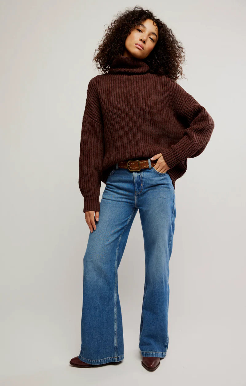 SWIM TOO DEEP PULLOVER / BITTER BARK