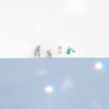 Load image into Gallery viewer, Girls Crew - Flora and Fauna Earring Set: Gold
