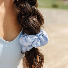Load image into Gallery viewer, American Oversized Scrunchie
