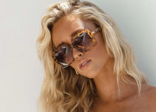 Load image into Gallery viewer, CARVE - Luna Sunglasses
