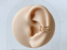 Load image into Gallery viewer, AGAVEH GIRL - Ear Cuffs
