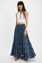 Load image into Gallery viewer, BRYNN PRINTED MAXI SKIRT / CHAMBRAY COMBO- DITS
