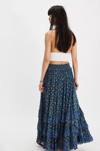 Load image into Gallery viewer, BRYNN PRINTED MAXI SKIRT / CHAMBRAY COMBO- DITS
