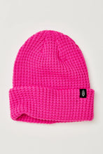 Load image into Gallery viewer, MOVEMENT COOL DOWN BEANIE / FUCHSIA FLIRT
