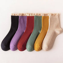 Load image into Gallery viewer, ACCITY - GREEN RUFFLE EDGE LACE MID-CREW SOCKS
