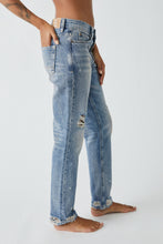 Load image into Gallery viewer, FREE PEOPLE - Unknown Legend Slim Jean
