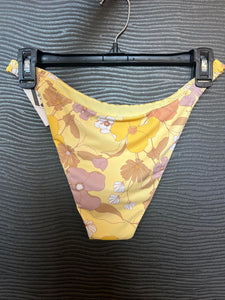 RVCA-  Haze Scrunch Medium French Bottoms -YELLOW FLORAL